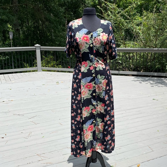 Vintage Dresses & Skirts - Vintage 90s Patchwork Cottagecore MIDI Dress